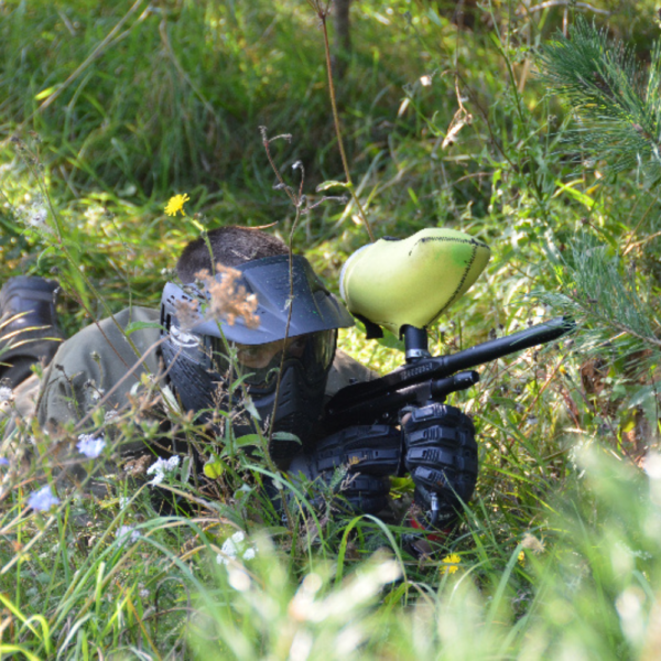 Paintball op tankodrom nabij Praag - Afbeelding 6